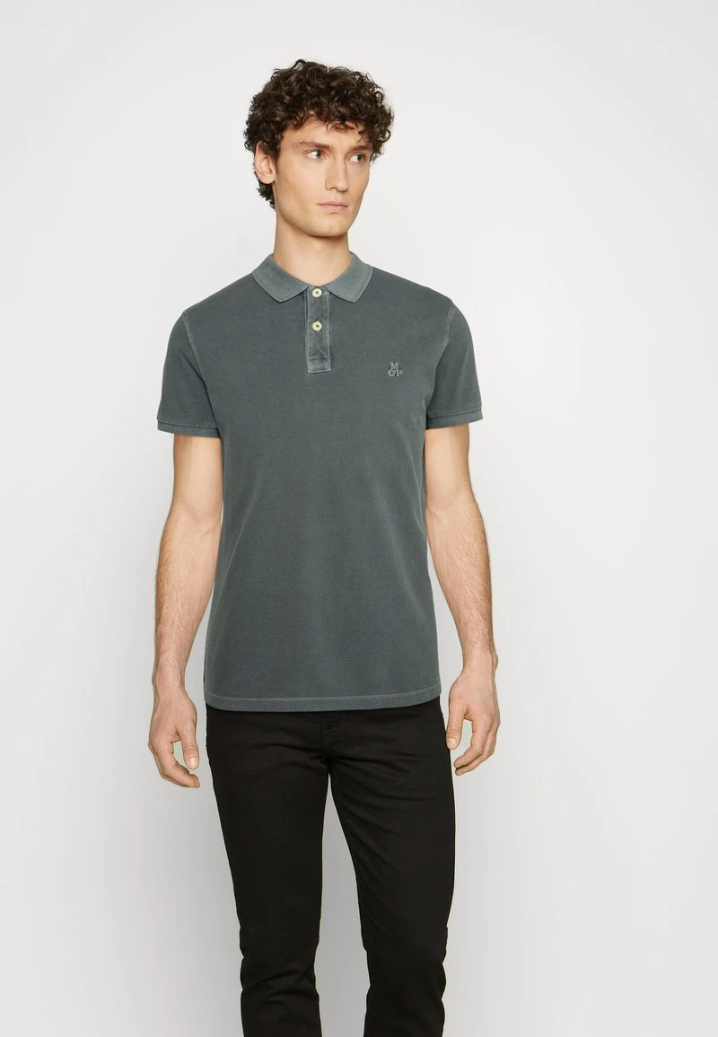 Marc O'Polo SHORT SLEEVE RIB DETAILS SLITS AT HEM - Poloshirt - Mangrove | Herren 1 Marc O'Polo SHORT SLEEVE RIB DETAILS SLITS AT HEM - Poloshirt - Mangrove | Herren