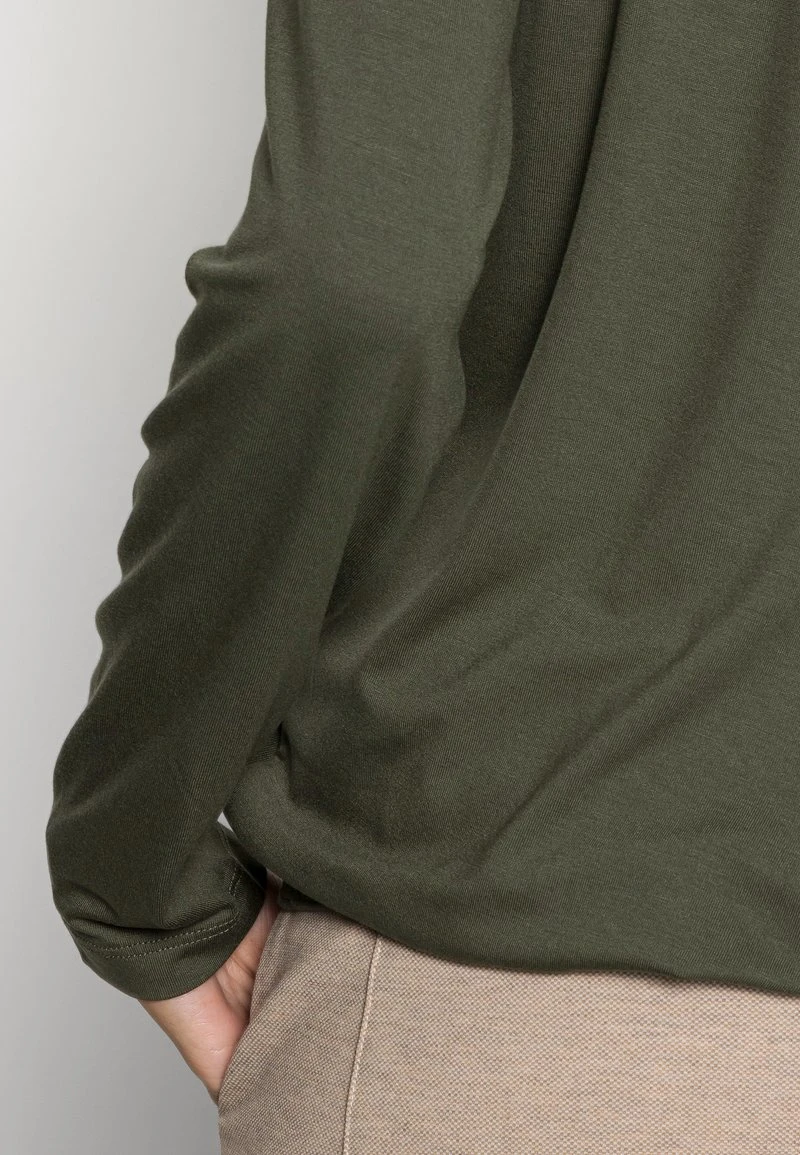 Marc O'Polo LONG SLEEVE BOAT NECK ELASTIC AT HEM - Langarmshirt - Fresh Moss | Damen 5 Marc O'Polo LONG SLEEVE BOAT NECK ELASTIC AT HEM - Langarmshirt - Fresh Moss | Damen – Bild 5