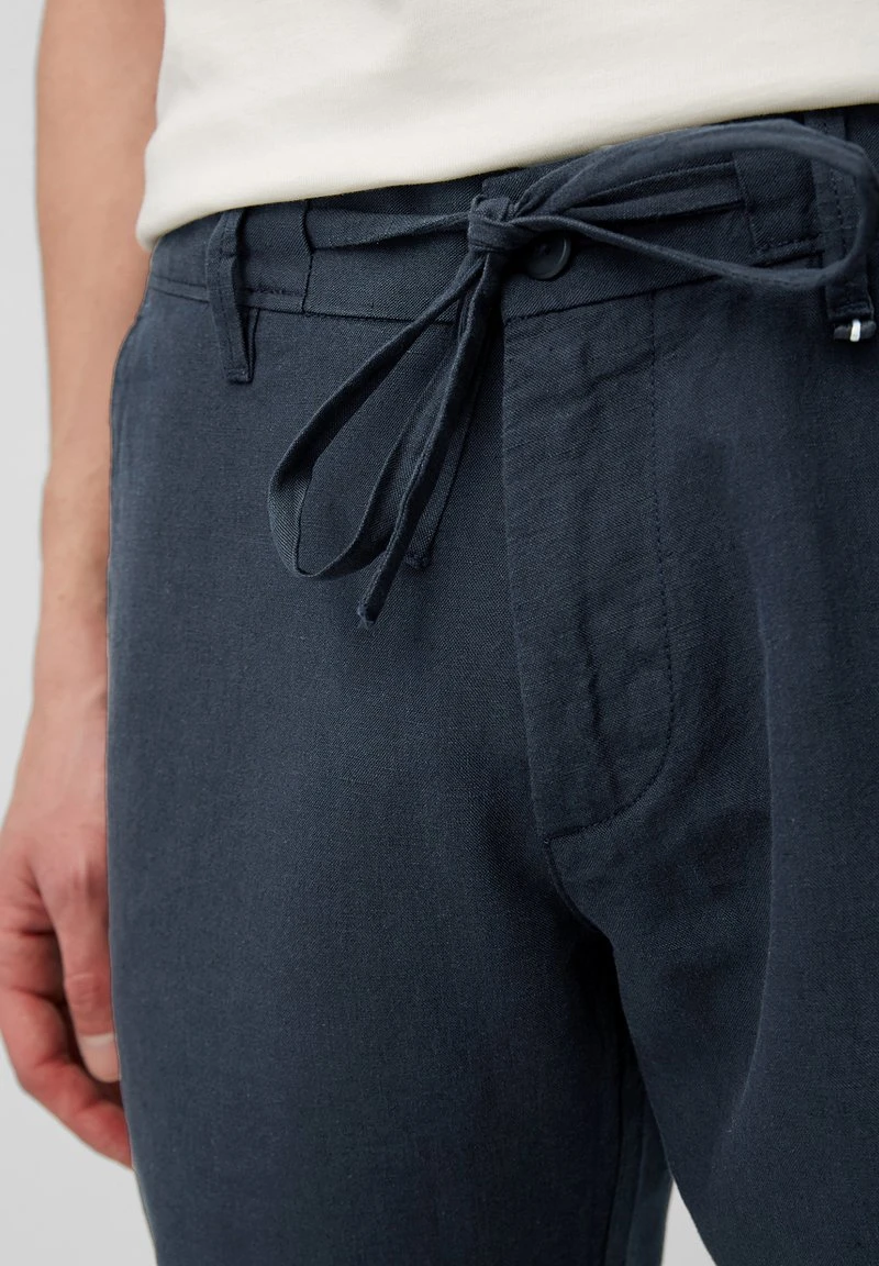 Marc O'Polo MODELL STIG - Chino - Total Eclipse | Herren 5 Marc O'Polo MODELL STIG - Chino - Total Eclipse | Herren – Bild 5