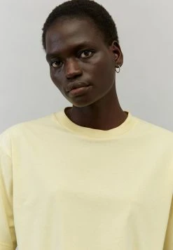 Marc O'Polo ARCHIVE CODE CROPPED - T-Shirt Basic - Pale Yellow | Damen 3 Marc O'Polo ARCHIVE CODE CROPPED - T-Shirt Basic - Pale Yellow | Damen -Marc O'Polo Verkäufe 18aa570bd0bb4c6ca8cca1d70355817a