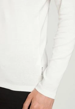 Marc O'Polo LONG SLEEVE TURTLE NECK - Langarmshirt - Egg White | Herren 9 Marc O'Polo LONG SLEEVE TURTLE NECK - Langarmshirt - Egg White | Herren -Marc O'Polo Verkäufe 1df7de09a95640539e70b0f9c94f8a4d