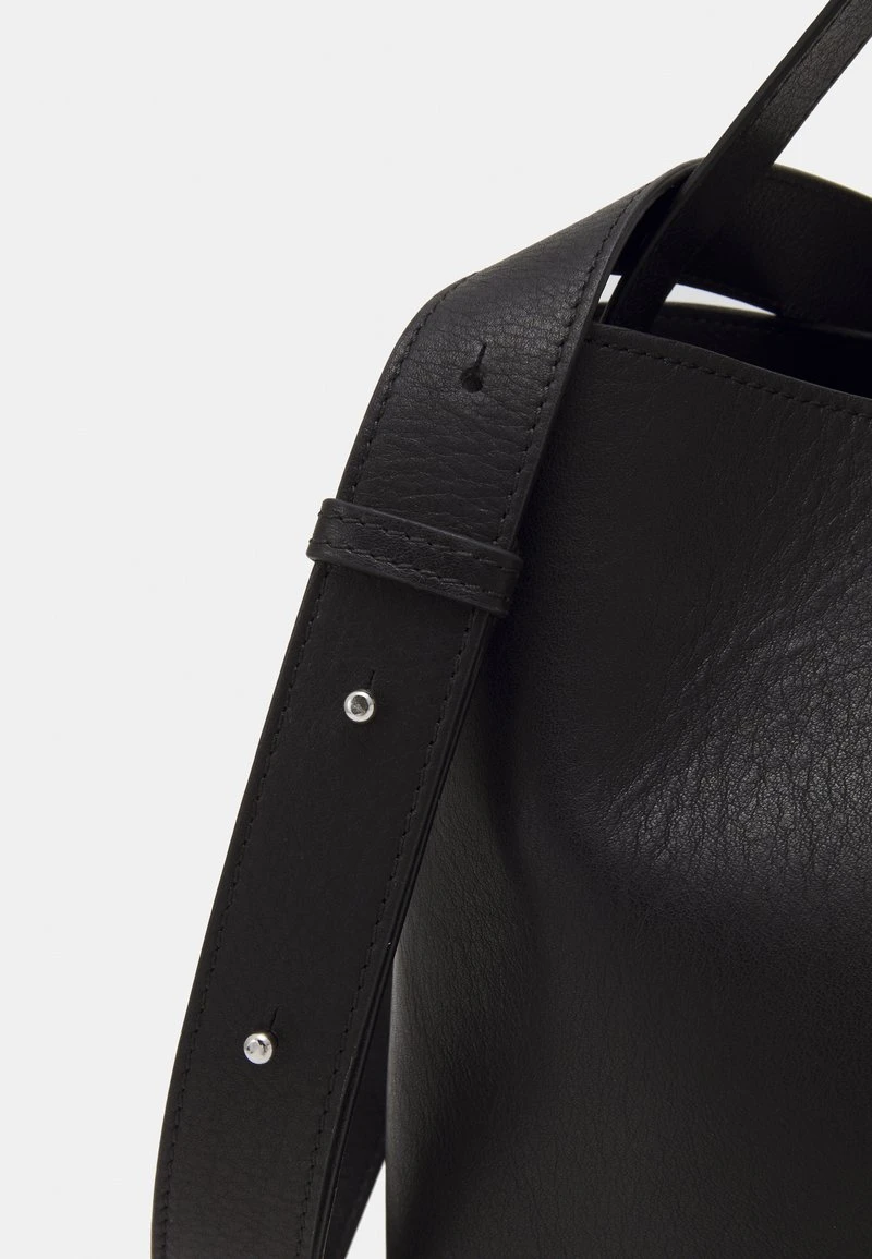 GEMMA - Umhängetasche - black Marc O'Polo GEMMA - Umhängetasche - Black | Damen -Marc O'Polo Verkäufe 2209475bda9049c7b7540e6877b4b83f