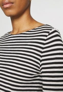Marc O'Polo LONG SLEEVE BOAT NECK STRIPED - Langarmshirt - Multi/black | Damen 9 Marc O'Polo LONG SLEEVE BOAT NECK STRIPED - Langarmshirt - Multi/black | Damen -Marc O'Polo Verkäufe 2ace0a22f19544ec8277c5184098afa6