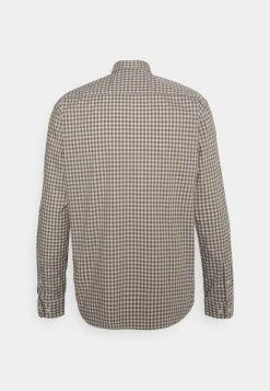 Marc O'Polo KENT COLLAR LONG SLEEVE ONE BIGGER CHEST POCKET - Hemd - Petridied Oak | Herren -Marc O'Polo Verkäufe 2b53a7f8f2c64a8191536dad17d5a6c0