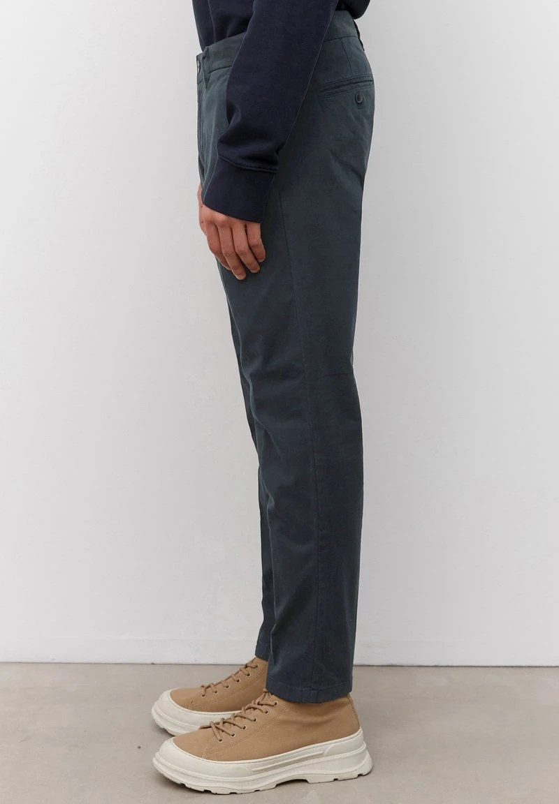 Marc O'Polo Chino - Dark Navy | Herren 4 Marc O'Polo Chino - Dark Navy | Herren – Bild 4