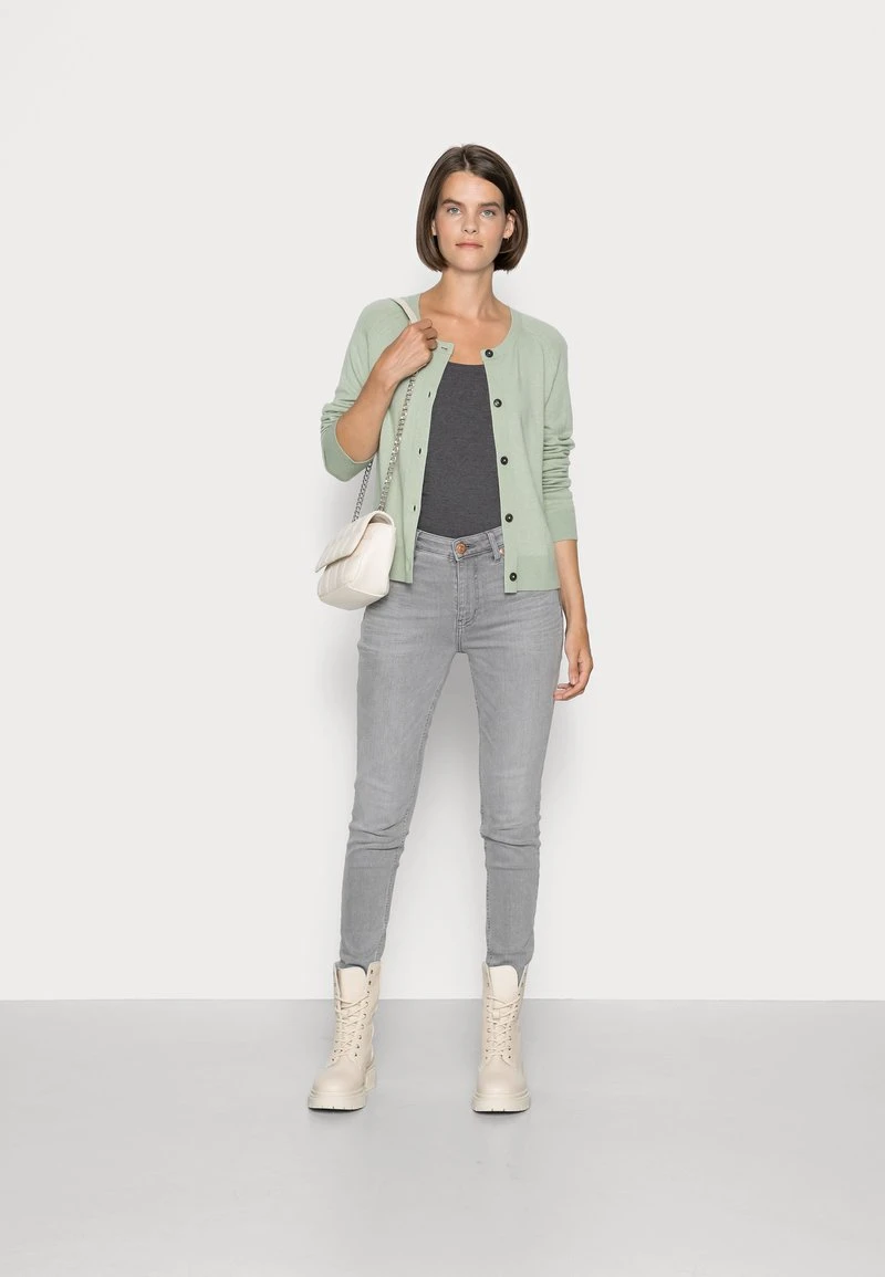 Marc O'Polo Damen CARDIGAN, LONGSLEEVE, BUTTON CLOSURE, SADDLE SHOULDER - Strickjacke - Washed Spearmint 2 Marc O'Polo Damen CARDIGAN, LONGSLEEVE, BUTTON CLOSURE, SADDLE SHOULDER - Strickjacke - Washed Spearmint – Bild 2