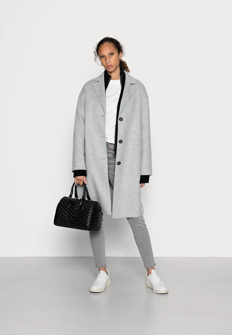 CARDIGAN LONGSLEEVE STAND UP COLLAR ZIPPER - Strickjacke - black Marc O'Polo CARDIGAN LONGSLEEVE STAND UP COLLAR ZIPPER - Strickjacke - Black | Damen -Marc O'Polo Verkäufe 484e2539eca94634b8d5b93c3106b4ce