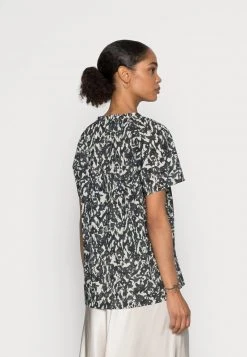 Marc O'Polo Damen BLOUSE V NECK SHORT SLEEVED FEMININE - Bluse - Multi 7 Marc O'Polo Damen BLOUSE V NECK SHORT SLEEVED FEMININE - Bluse - Multi -Marc O'Polo Verkäufe 4b780e917d1d43fb8f418aaa44d06ec1