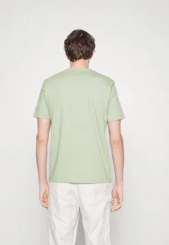 Marc O'Polo SHORT SLEEVE CREW NECK CHEST POCKET SMALL LOGO - T-Shirt Basic - Pistachio Gray | Herren -Marc O'Polo Verkäufe 52f004eb9bd6440db60f3b9759857acd