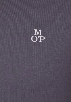 Marc O'Polo SHORT SLEEVE ROUND NECK CHEST - T-Shirt Basic - Moonless Sky | Herren -Marc O'Polo Verkäufe 53cd39a590804f45928c81dbbe290f8e