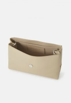 Marc O'Polo Damen TILDA - Umhängetasche - Dusty Field -Marc O'Polo Verkäufe 55cd7de9a1cc4b8b824fca02e9b376d2