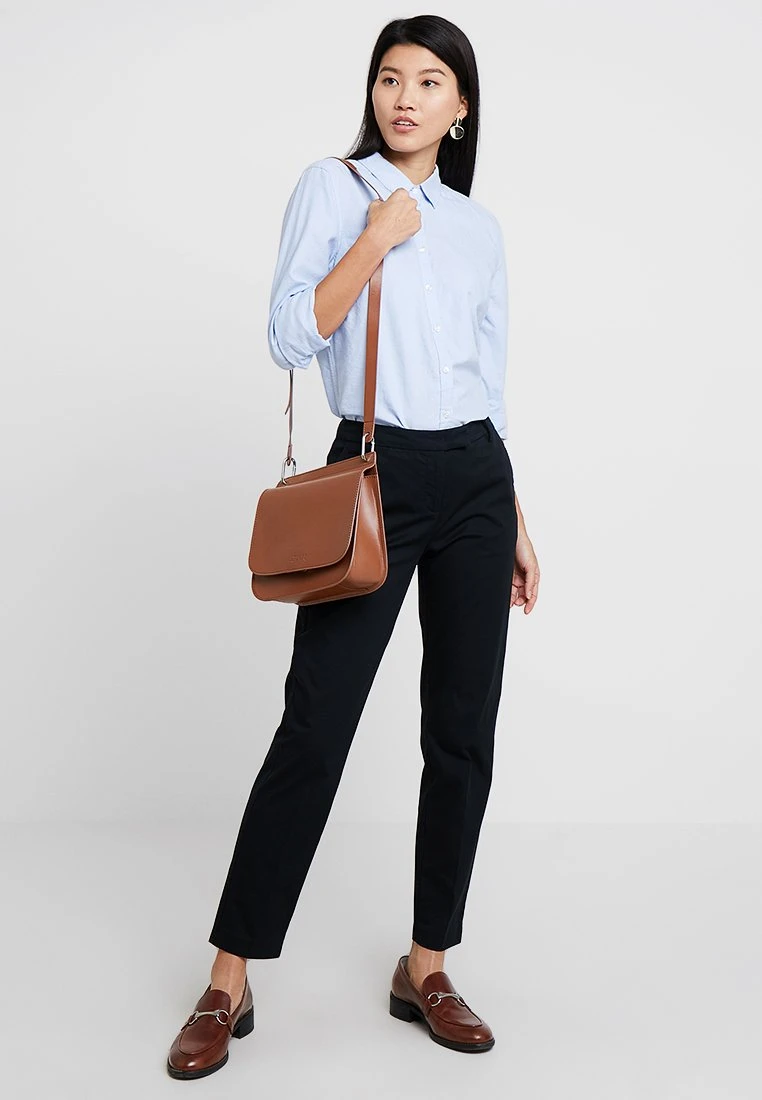 Marc O'Polo TORNE TAILORED - Stoffhose - Black | Damen 2 Marc O'Polo TORNE TAILORED - Stoffhose - Black | Damen – Bild 2