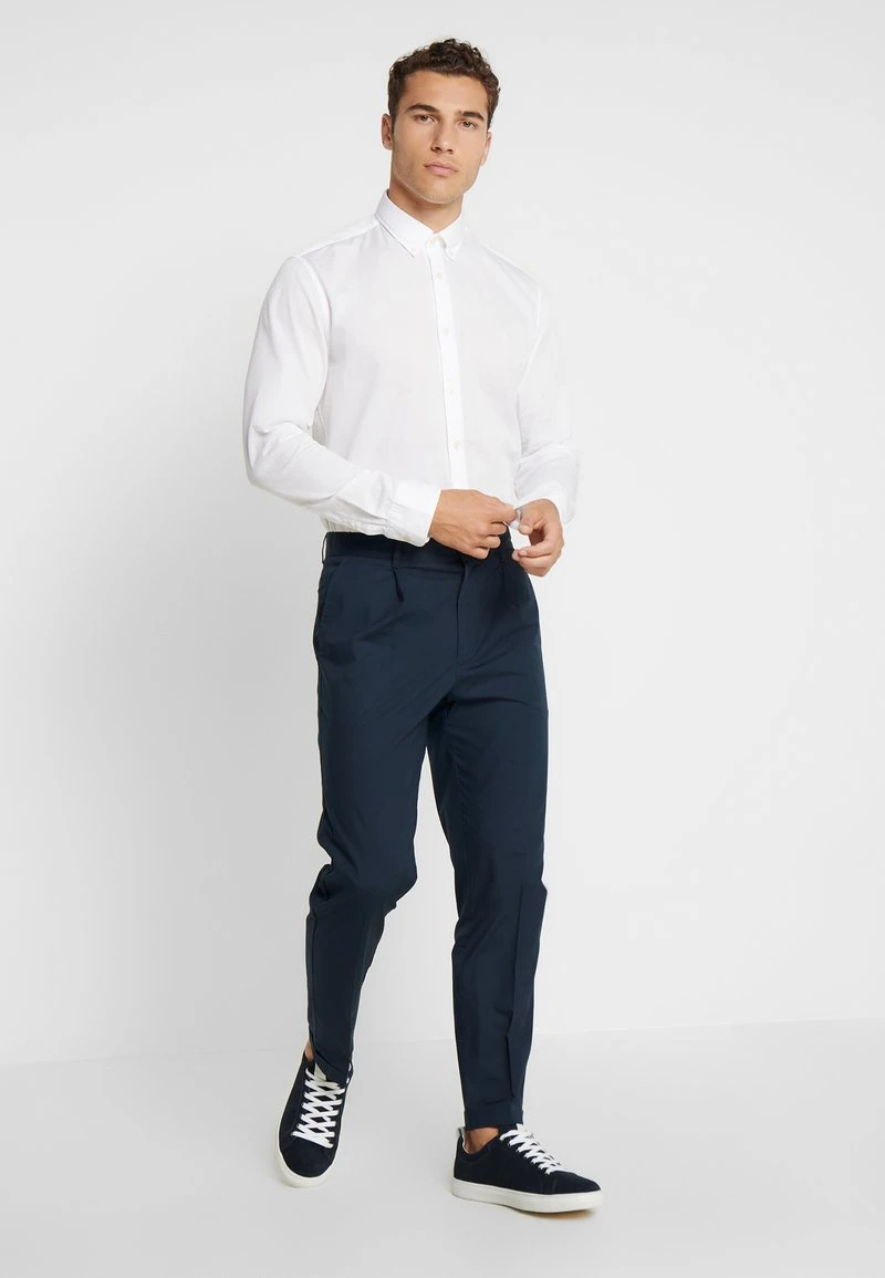 Marc O'Polo FINE BEDFORD GARMENT DYED - Hemd - White | Herren 2 Marc O'Polo FINE BEDFORD GARMENT DYED - Hemd - White | Herren – Bild 2