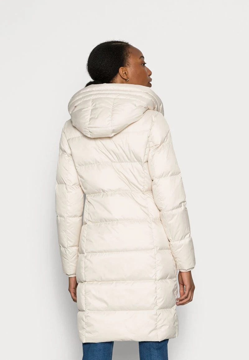 Marc O'Polo Damen Daunenmantel - Chalky Sand 3 Marc O'Polo Damen Daunenmantel - Chalky Sand – Bild 3