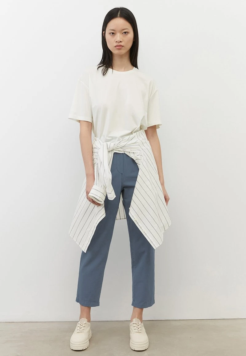 Marc O'Polo Damen FLIESSENDEM - T-Shirt Basic - Salty White 2 Marc O'Polo Damen FLIESSENDEM - T-Shirt Basic - Salty White – Bild 2