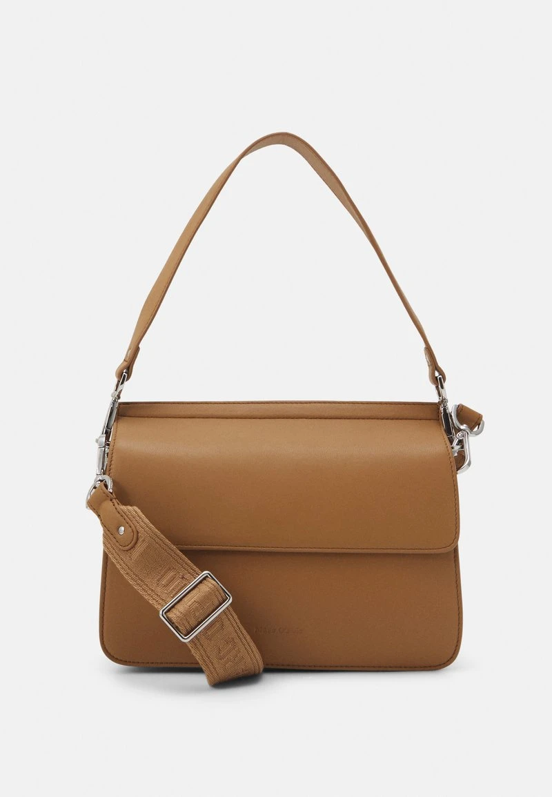 AKINA - Handtasche - caramel brown Marc O'Polo Damen AKINA - Handtasche - Caramel Brown -Marc O'Polo Verkäufe 7aba0fa6ef494e8b87479eeaa963ad02