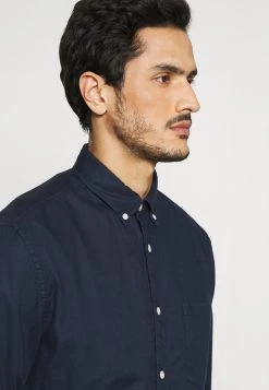 Marc O'Polo BUTTON DOWN LONG SLEEVE ONE POCKET STITCHED GENUINE PLACKET - Hemd - Total Eclipse | Herren 9 Marc O'Polo BUTTON DOWN LONG SLEEVE ONE POCKET STITCHED GENUINE PLACKET - Hemd - Total Eclipse | Herren -Marc O'Polo Verkäufe 7e22d5f7659246e8a48d5443e6c95bbf