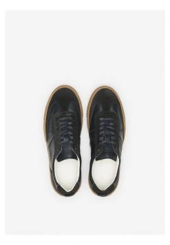 Marc O'Polo Herren JÖRG - Sneaker Low - Navy 10 Marc O'Polo Herren JÖRG - Sneaker Low - Navy -Marc O'Polo Verkäufe 88857a6a87ba4c2da656025159b90317