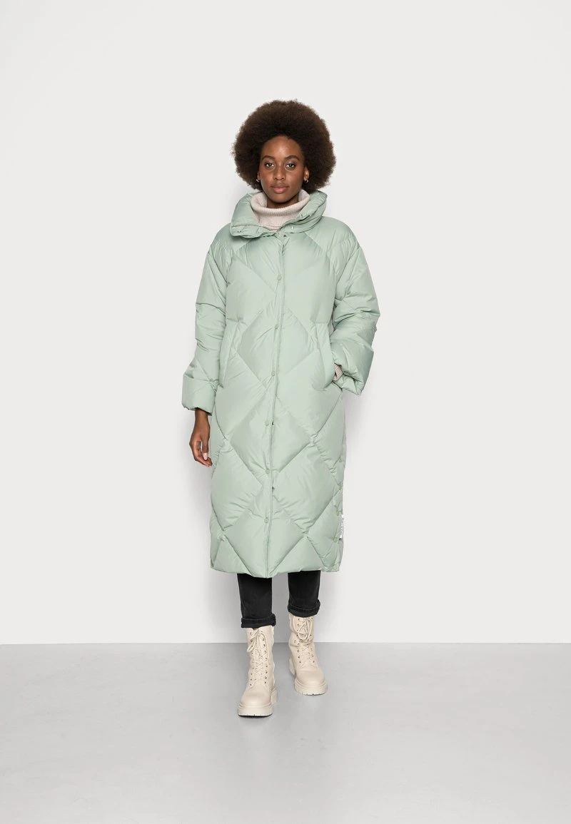 Marc O'Polo COAT FILLED BIG DIAMOND QUILTING, WIDE SLEEVES - Daunenmantel - Washed Spearmint | Damen 1 Marc O'Polo COAT FILLED BIG DIAMOND QUILTING, WIDE SLEEVES - Daunenmantel - Washed Spearmint | Damen