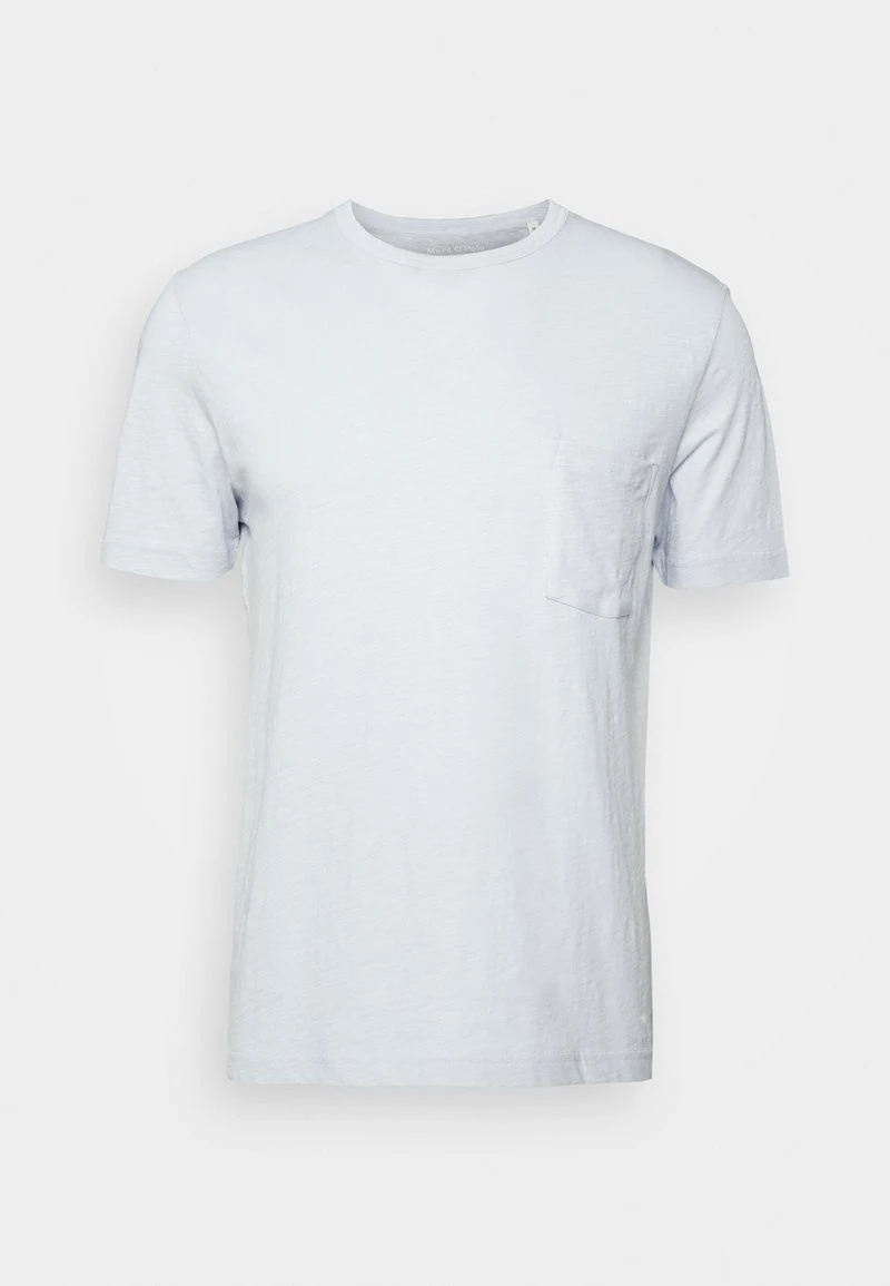 Marc O'Polo SHORT SLEEVE CREW NECK CHEST POCKET SMALL LOGO - T-Shirt Basic - Light Blue | Herren 4 Marc O'Polo SHORT SLEEVE CREW NECK CHEST POCKET SMALL LOGO - T-Shirt Basic - Light Blue | Herren – Bild 4