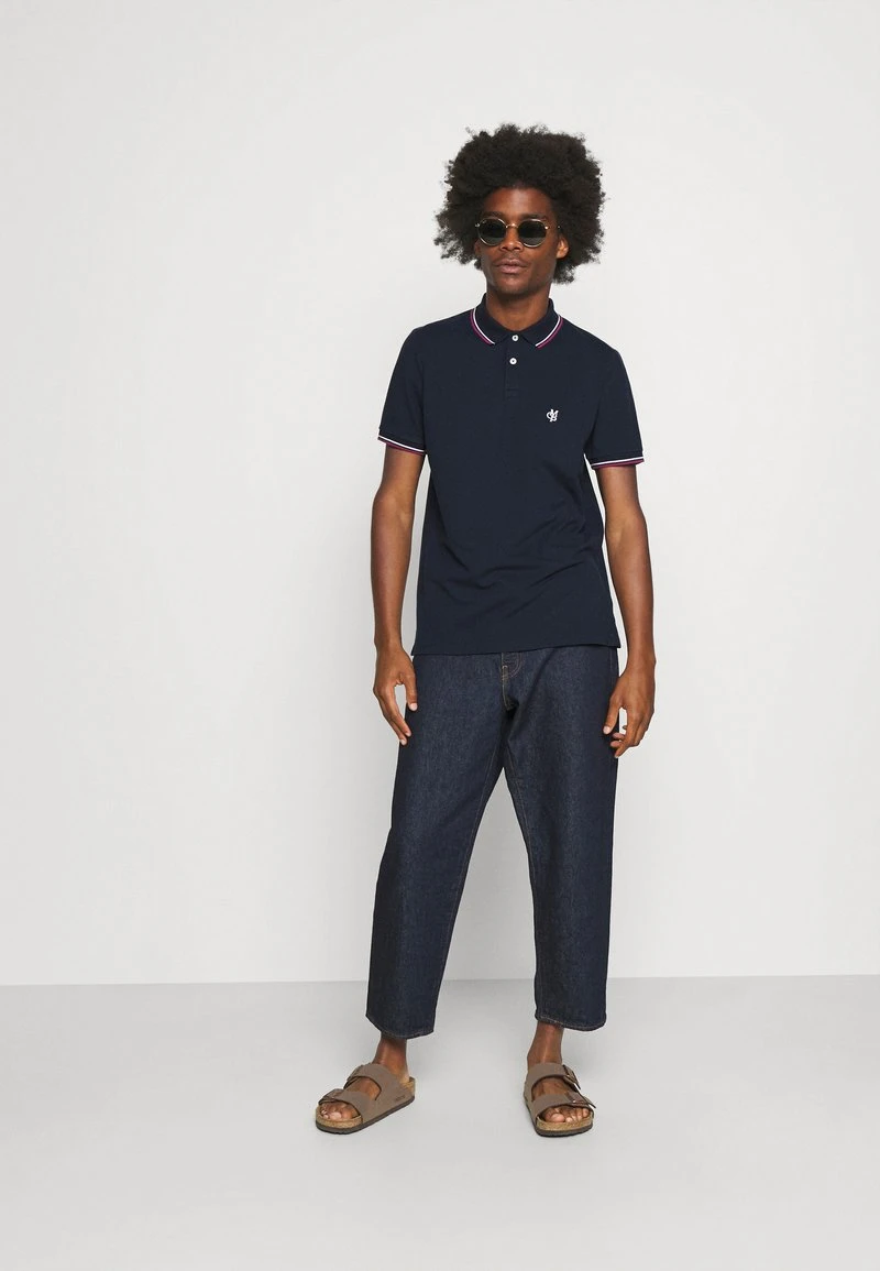 Marc O'Polo Herren SHORT SLEEVE CONTRAST TIPPING - Poloshirt - Total Eclipse 2 Marc O'Polo Herren SHORT SLEEVE CONTRAST TIPPING - Poloshirt - Total Eclipse – Bild 2