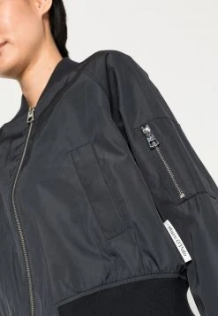 Marc O'Polo Bomberjacke - Deep Sky | Damen 4 Marc O'Polo Bomberjacke - Deep Sky | Damen -Marc O'Polo Verkäufe 8f1b17c397274399826079445d237785