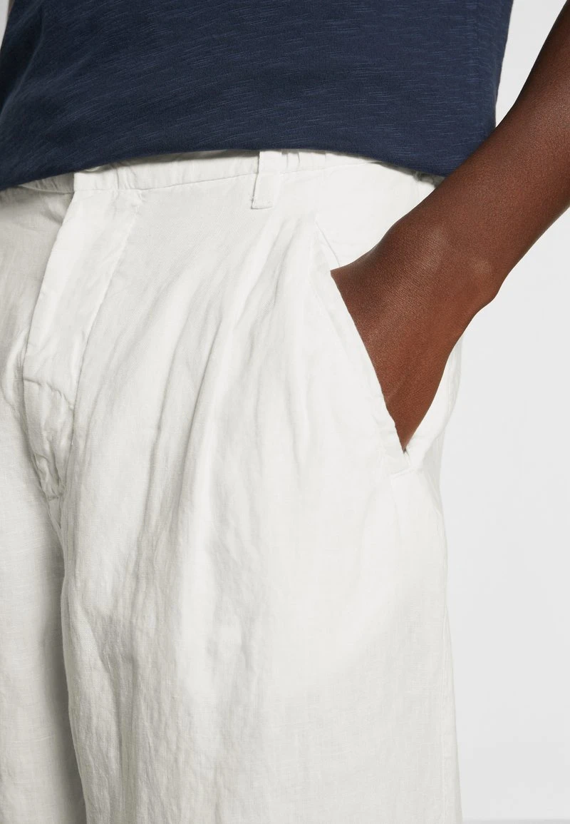 MOSSBO JOGGER PLEATS - Stoffhose - white Marc O'Polo Herren MOSSBO JOGGER PLEATS - Stoffhose - White -Marc O'Polo Verkäufe 9c9bbaf9486b4f0aa366811d620ea80f