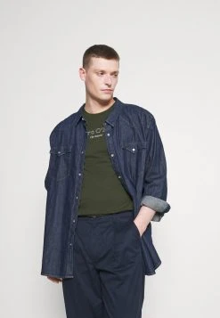 Marc O'Polo Herren SHORT SLEEVE CREW NECK ARTWORK ON CHEST - T-Shirt Print - Burnt Leaf -Marc O'Polo Verkäufe 9e05a36b66dc496886b9c3cf127f9578