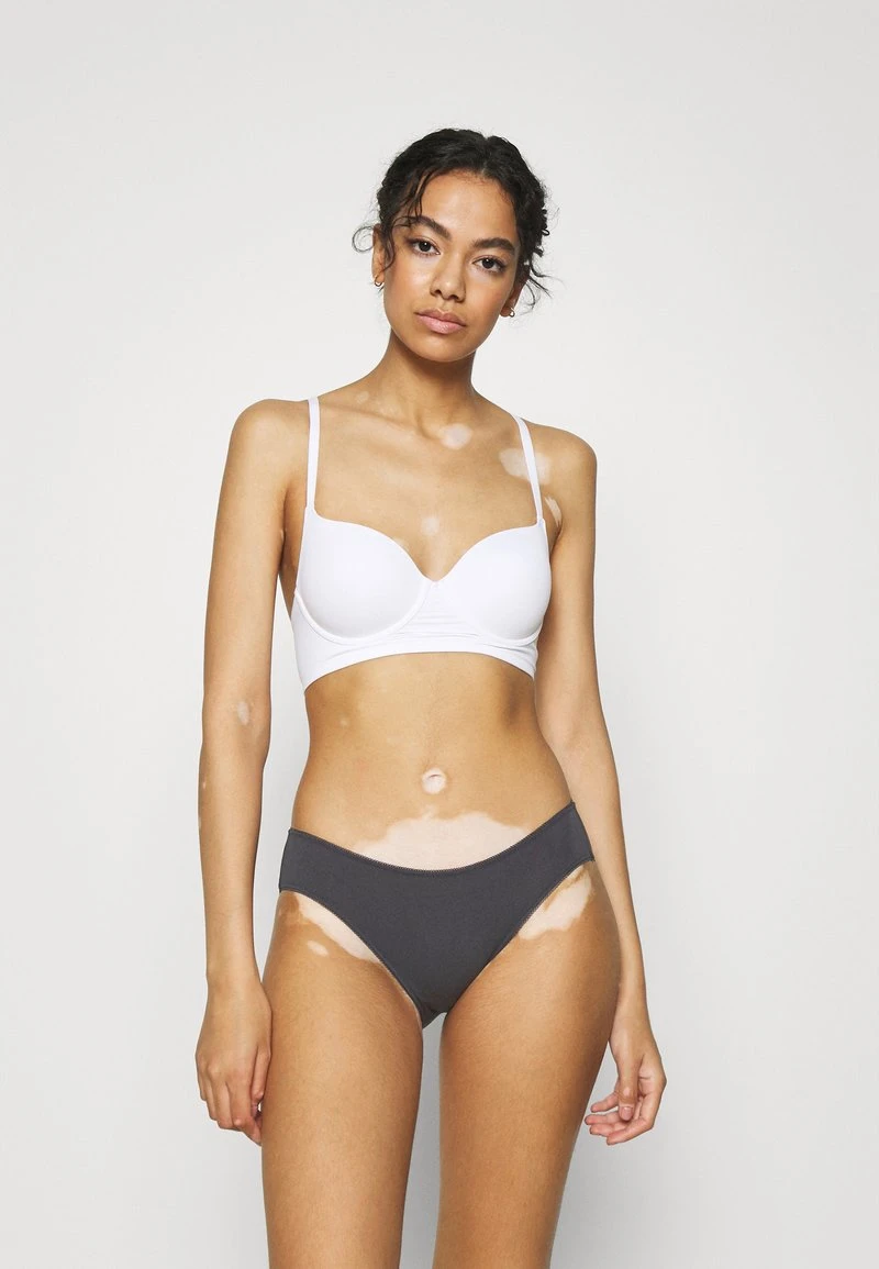 3 PACK - Slip - black/grey/white Marc O'Polo 3 PACK - Slip - Black/grey/white | Damen -Marc O'Polo Verkäufe 9fbbbdb7bb0b4e609751e665f8e7907c