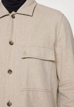 Marc O'Polo OVERSHIRT LONG SLEEVE TWO FLAP POCKETS - Jeansjacke - Multi/linen White | Herren 11 Marc O'Polo OVERSHIRT LONG SLEEVE TWO FLAP POCKETS - Jeansjacke - Multi/linen White | Herren -Marc O'Polo Verkäufe ab76dae9fe264fc5b427d49c0ac96383