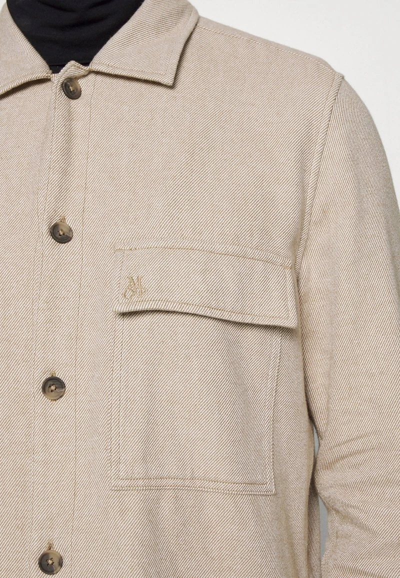 Marc O'Polo OVERSHIRT LONG SLEEVE TWO FLAP POCKETS - Jeansjacke - Multi/linen White | Herren 6 Marc O'Polo OVERSHIRT LONG SLEEVE TWO FLAP POCKETS - Jeansjacke - Multi/linen White | Herren – Bild 6