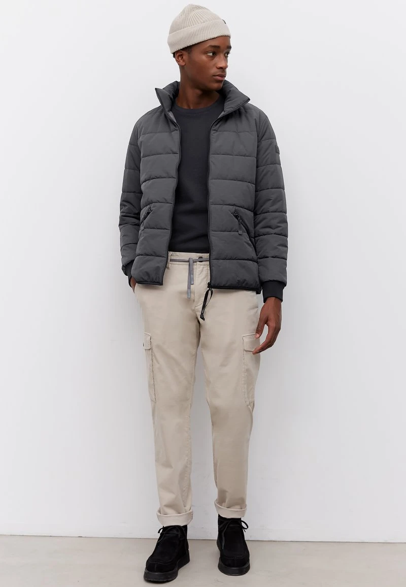 Marc O'Polo Herren PUFFER - AUS WASSERABWEISENDEM CRINKLE-NY - Winterjacke - Phantom Fear 2 Marc O'Polo Herren PUFFER - AUS WASSERABWEISENDEM CRINKLE-NY - Winterjacke - Phantom Fear – Bild 2