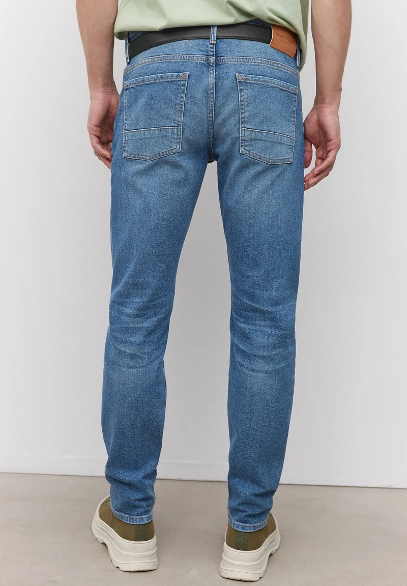 Marc O'Polo Herren SJÖBO - Jeans Straight Leg - Eco Mid Blue Wash 3 Marc O'Polo Herren SJÖBO - Jeans Straight Leg - Eco Mid Blue Wash – Bild 3