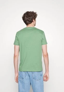 Marc O'Polo SHORT SLEEVE ROUND NECK CLASSIC - T-Shirt Print - English Moss | Herren -Marc O'Polo Verkäufe c2bb12ff2c1c43deb1a59195092dda2d