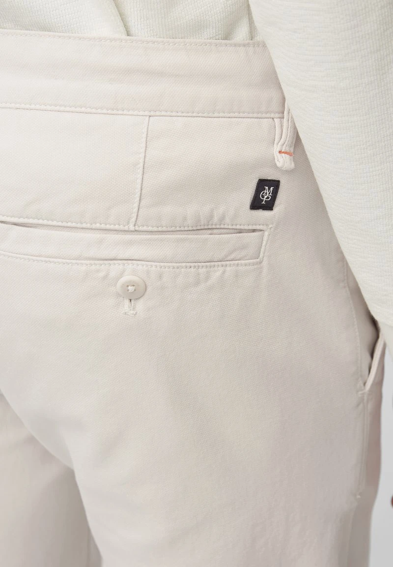 Marc O'Polo Herren STIG - Chino - Bunny Gray 5 Marc O'Polo Herren STIG - Chino - Bunny Gray – Bild 5
