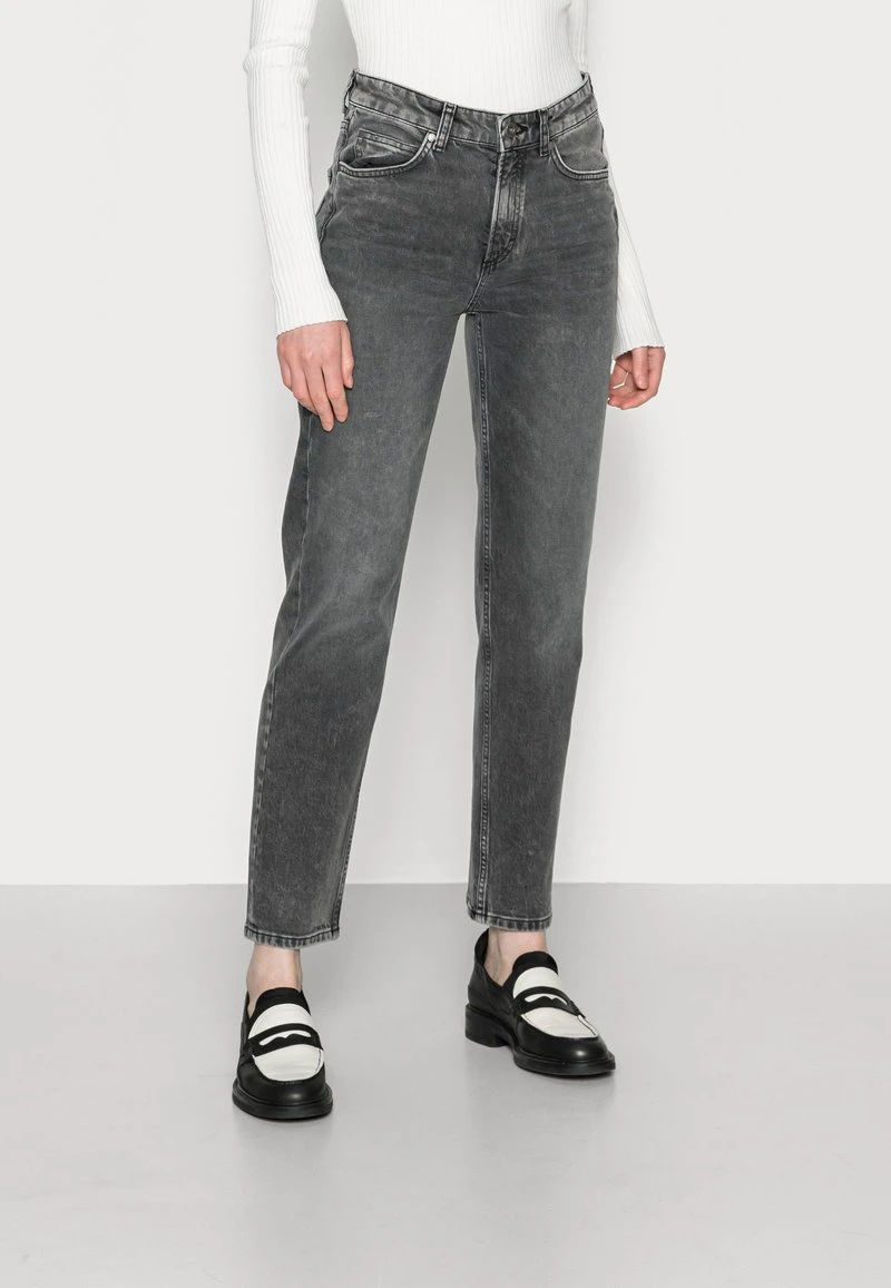Marc O'Polo Damen TROUSER HIGH WAIST CROPPED LENGTH - Jeans Straight Leg - Sustainable Grey Wash 1 Marc O'Polo Damen TROUSER HIGH WAIST CROPPED LENGTH - Jeans Straight Leg - Sustainable Grey Wash