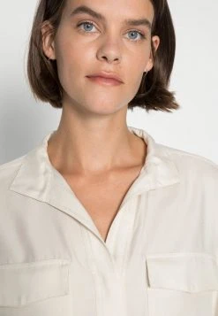 Marc O'Polo BLOUSE LONG SLEEVE TALL STAND UP COLLAR LONG SHAPE - Bluse - Chalky Sand | Damen 4 Marc O'Polo BLOUSE LONG SLEEVE TALL STAND UP COLLAR LONG SHAPE - Bluse - Chalky Sand | Damen -Marc O'Polo Verkäufe d076a217758549b1817e526bb9a466c3