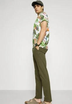 Marc O'Polo Chino - Aged Oak | Herren 12 Marc O'Polo Chino - Aged Oak | Herren -Marc O'Polo Verkäufe d86fa813ae074f6398984726466d27af