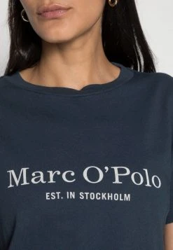 Marc O'Polo Damen SHORT SLEEVE ROUND NECK PLACED PRINT - T-Shirt Print - Breezy Sea 9 Marc O'Polo Damen SHORT SLEEVE ROUND NECK PLACED PRINT - T-Shirt Print - Breezy Sea -Marc O'Polo Verkäufe dd25da883195425d9a72e6d84e0ce7b3