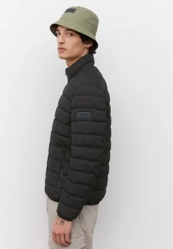 Marc O'Polo Herren REGULAR FIT STAND UP COLLAR - Winterjacke - Black 10 Marc O'Polo Herren REGULAR FIT STAND UP COLLAR - Winterjacke - Black -Marc O'Polo Verkäufe dee7c6fd2329494a9b99e6d46898df88