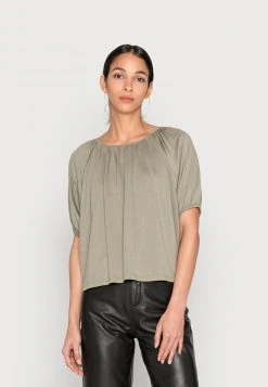 Marc O'Polo BLOUSE DEEP BOAT NECK RUFFELS AT NECKLINE PUFFER SLEEV - Bluse - Sundried Sage | Damen