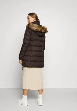 Marc O'Polo Daunenmantel - Dark Chocolate | Damen 9 Marc O'Polo Daunenmantel - Dark Chocolate | Damen -Marc O'Polo Verkäufe e30c46dca8e6478e87ba45be3062075b