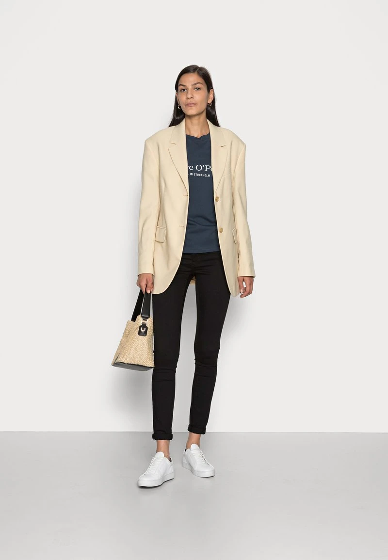 Marc O'Polo Damen SHORT SLEEVE ROUND NECK PLACED PRINT - T-Shirt Print - Breezy Sea 2 Marc O'Polo Damen SHORT SLEEVE ROUND NECK PLACED PRINT - T-Shirt Print - Breezy Sea – Bild 2