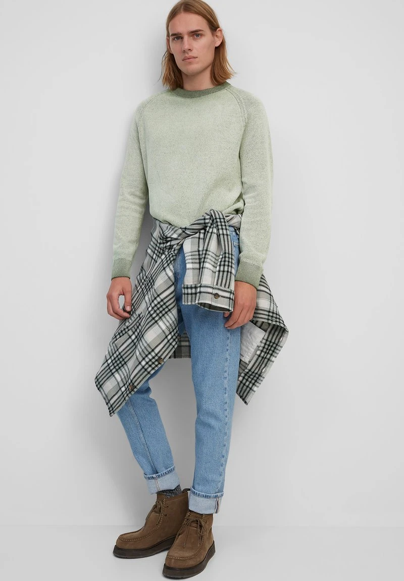 Marc O'Polo AUS CHENILLE GARN - Strickpullover - Fermented Fern | Herren 2 Marc O'Polo AUS CHENILLE GARN - Strickpullover - Fermented Fern | Herren – Bild 2