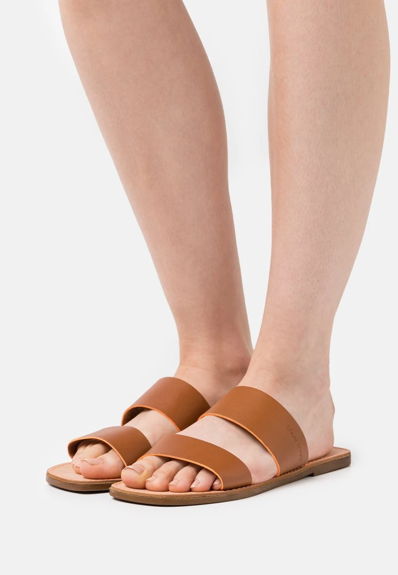 JESSICA - Pantolette flach - cognac Marc O'Polo JESSICA - Pantolette Flach - Cognac | Damen -Marc O'Polo Verkäufe f702cbc3c46d46648163ba8966524807