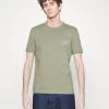 Marc O'Polo SHORT SLEEVE CREW NECK PRINT - T-Shirt Print - Olive | Herren