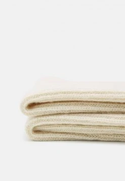 Marc O'Polo Damen SCARF CLEAN EDGES LOGO BADGE - Schal - Chalky Sand -Marc O'Polo Verkäufe fc4cec0506054681a19a9238628151b3