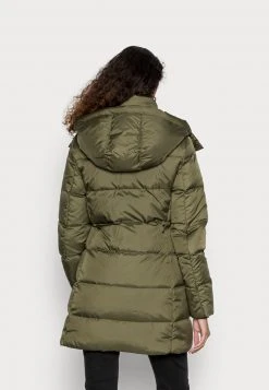 Marc O'Polo MIDDLE LENGTH DETACHABLE HOOD - Daunenmantel - Natural Olive | Damen 8 Marc O'Polo MIDDLE LENGTH DETACHABLE HOOD - Daunenmantel - Natural Olive | Damen -Marc O'Polo Verkäufe fdc7e90ff6c24d86859722019b6e7d86